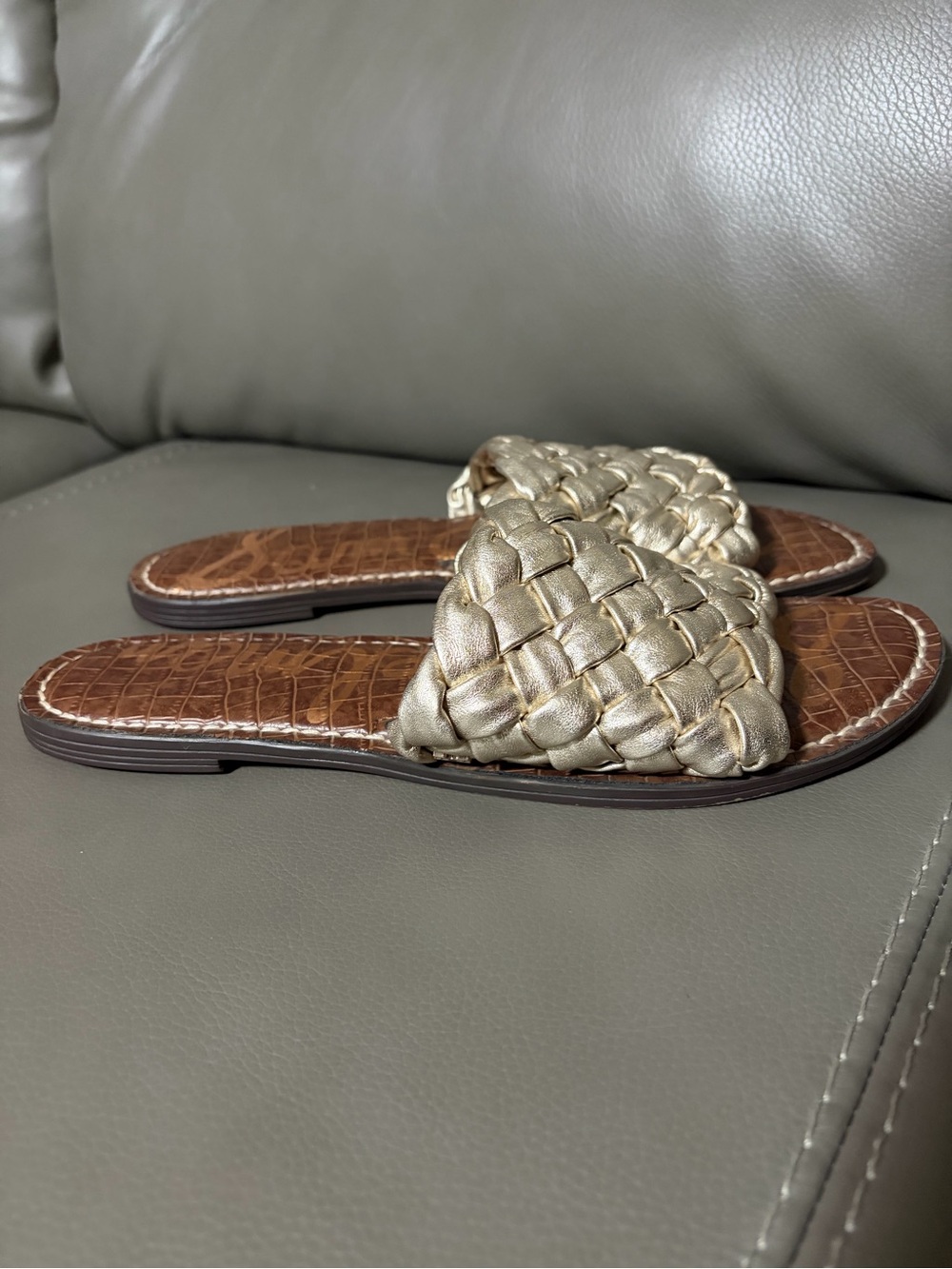 Sam Edelman Women's Griffin woven Slide Sandals. - Picture 4 of 8